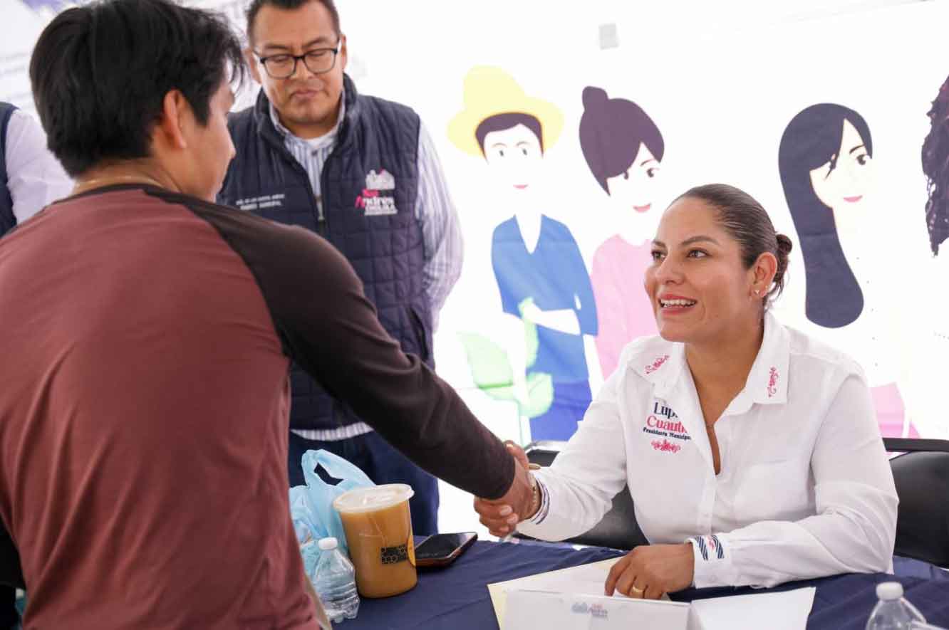 Lleva Lupita Cuautle servicios y atención directa en San Bernardino Tlaxcalancingo