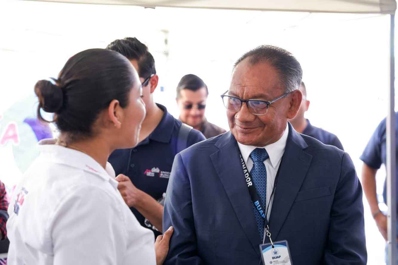 Lleva Lupita Cuautle servicios y atención directa en San Bernardino Tlaxcalancingo