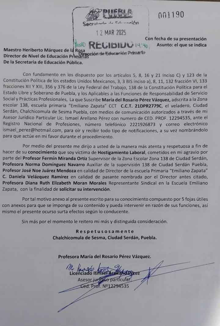 Maestra con 38 años de servicio denuncia acoso en Ciudad Serdán; buscan quitarle su plaza