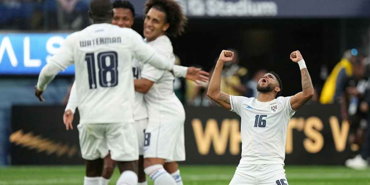 Panamá da la sorpresa y elimina a EU; ahora se medirá a México en la final de la Concacaf