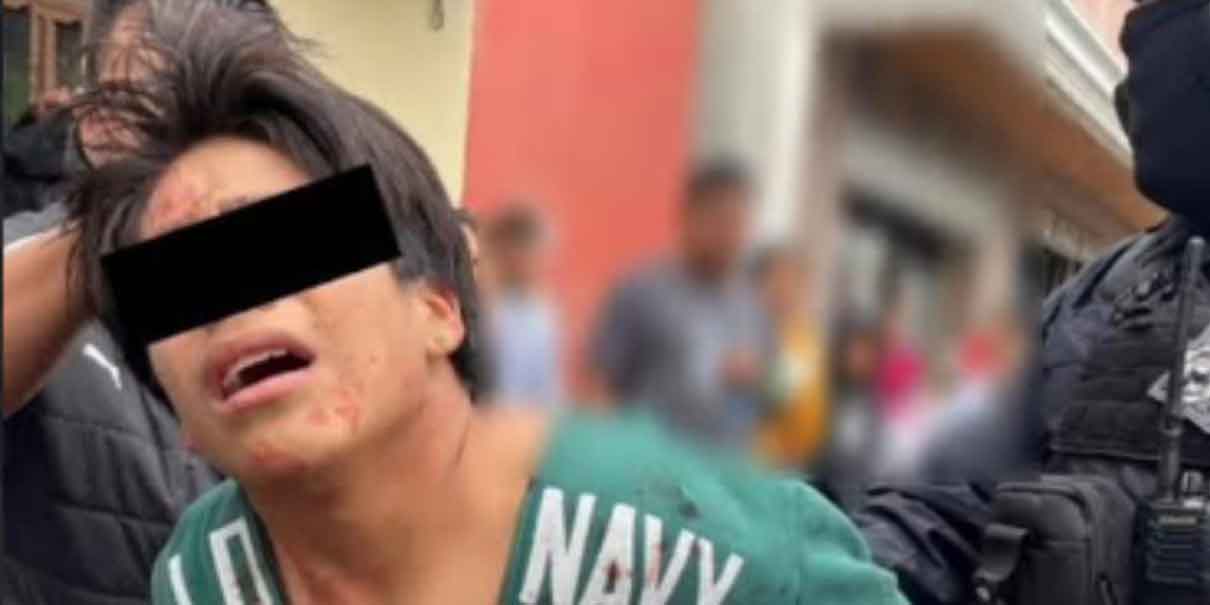 Pobladores de Santa María Coapan retienen y golpean a menor acusado de robo