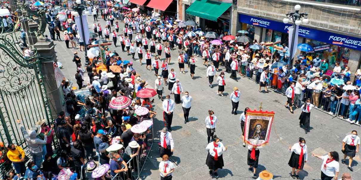 Procesión de la familia