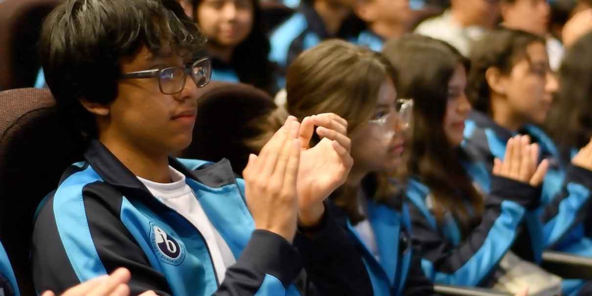 Jornada de formación en la BUAP