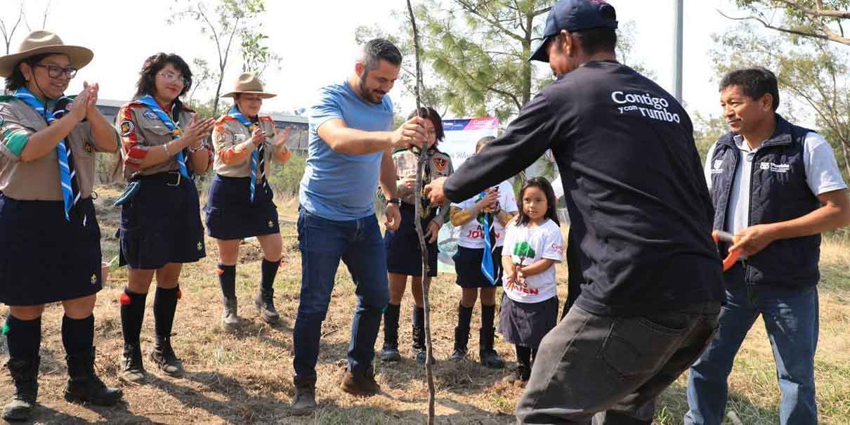 Ayuntamiento de Puebla arranca jornada de reforestación