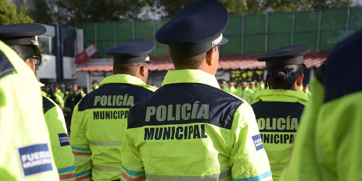 Respeten la ley, pidió Eduardo Rivera a los policías municipales