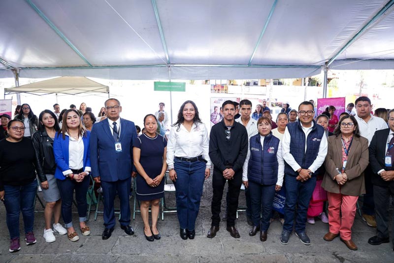 San Francisco Acatepec recibe Jornada de Proximidad Social encabezada por Lupita Cuautle