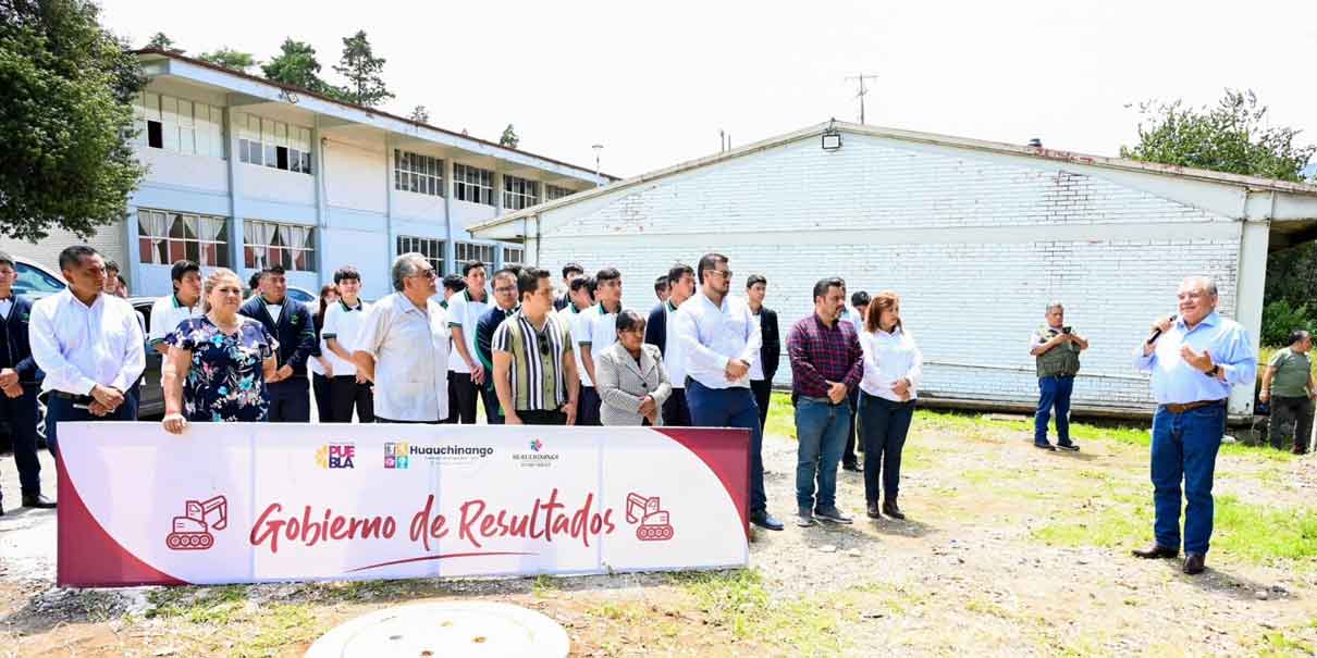 Se entregaron obras educativas en el Conalep y Cbtis 86 de Huauchinango