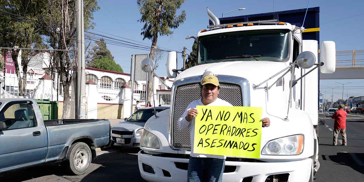 Se registran bloqueos carreteros en El Seco y Puebla-Perote