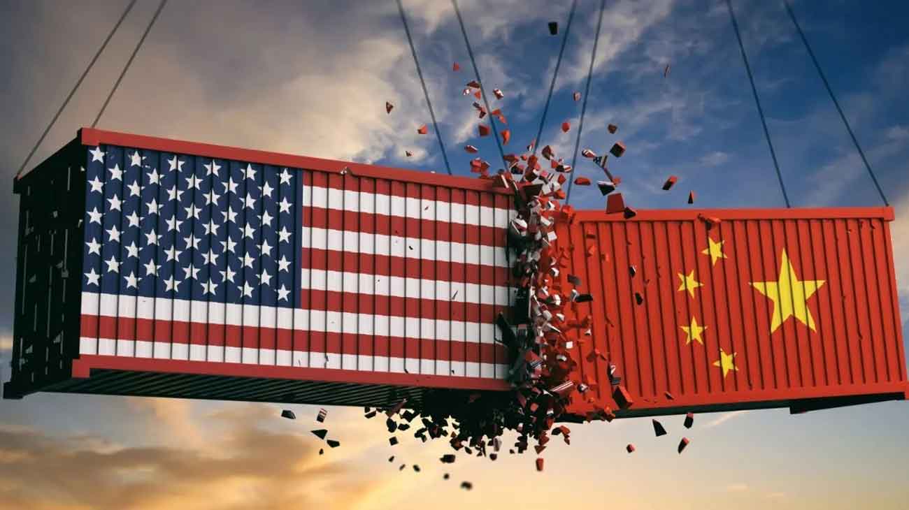 Trump ajusta aranceles mientras intensifica la guerra comercial con China