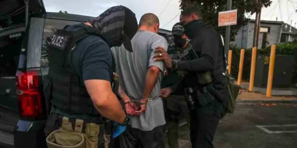 Amplían redadas migratorias en Nueva York, Chicago y Los Ángeles por orden de Trump