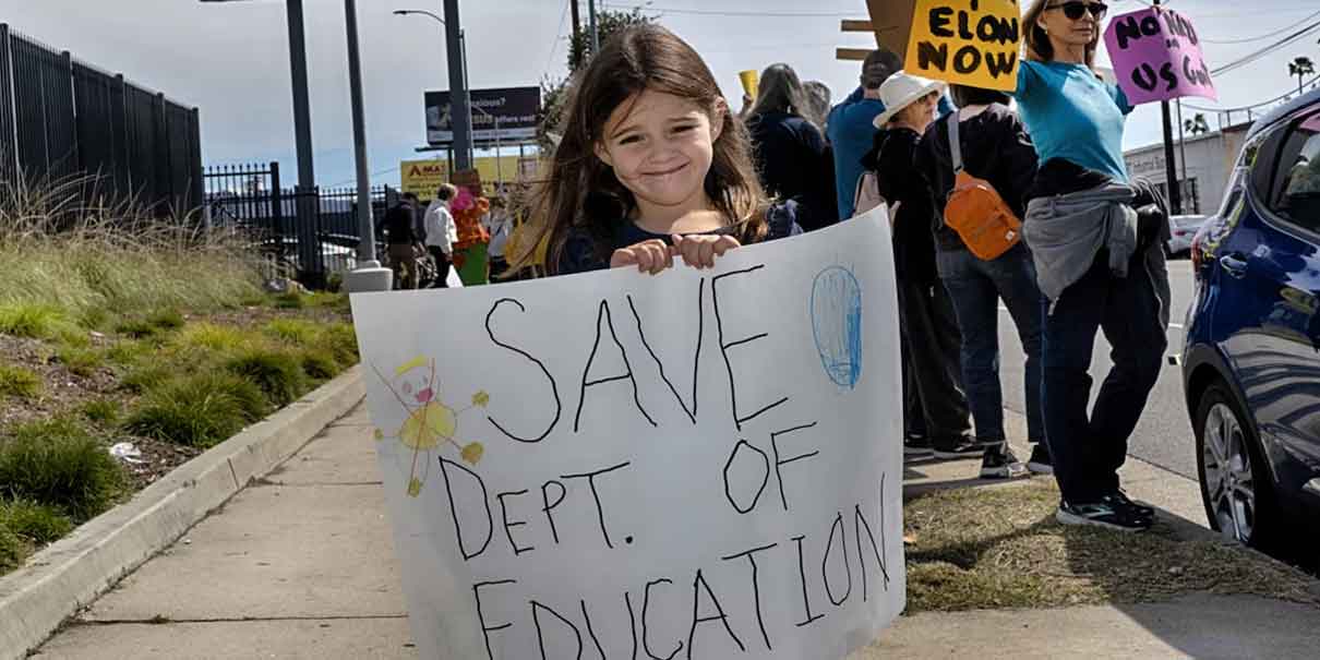 Trump inicia desmantelamiento del Departamento de Educación tras despidos masivos