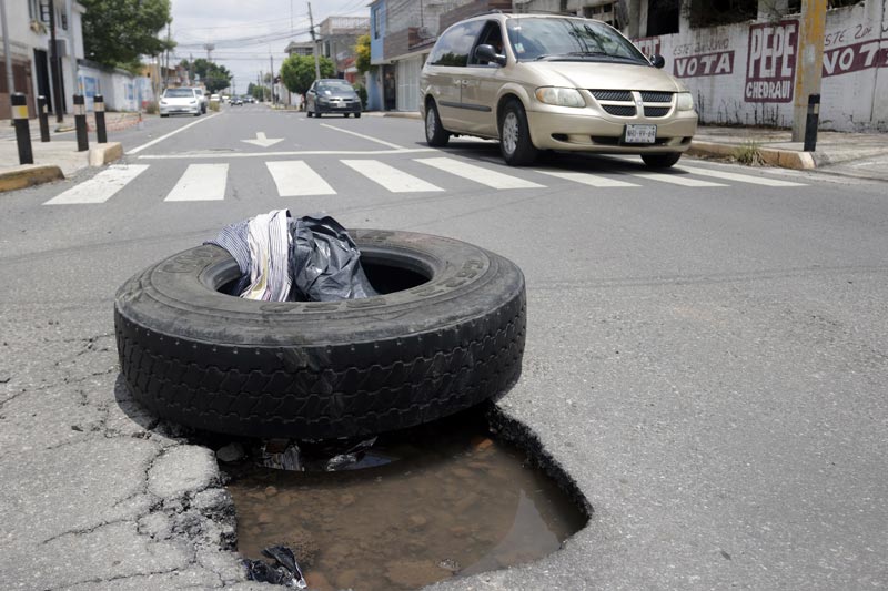 Baches malditos provocan reparaciones hasta por 5 mil pesos
