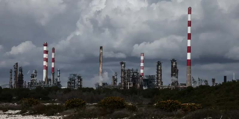 AIE libera 400 millones de barriles de petróleo por crisis en el Estrecho de Ormuz