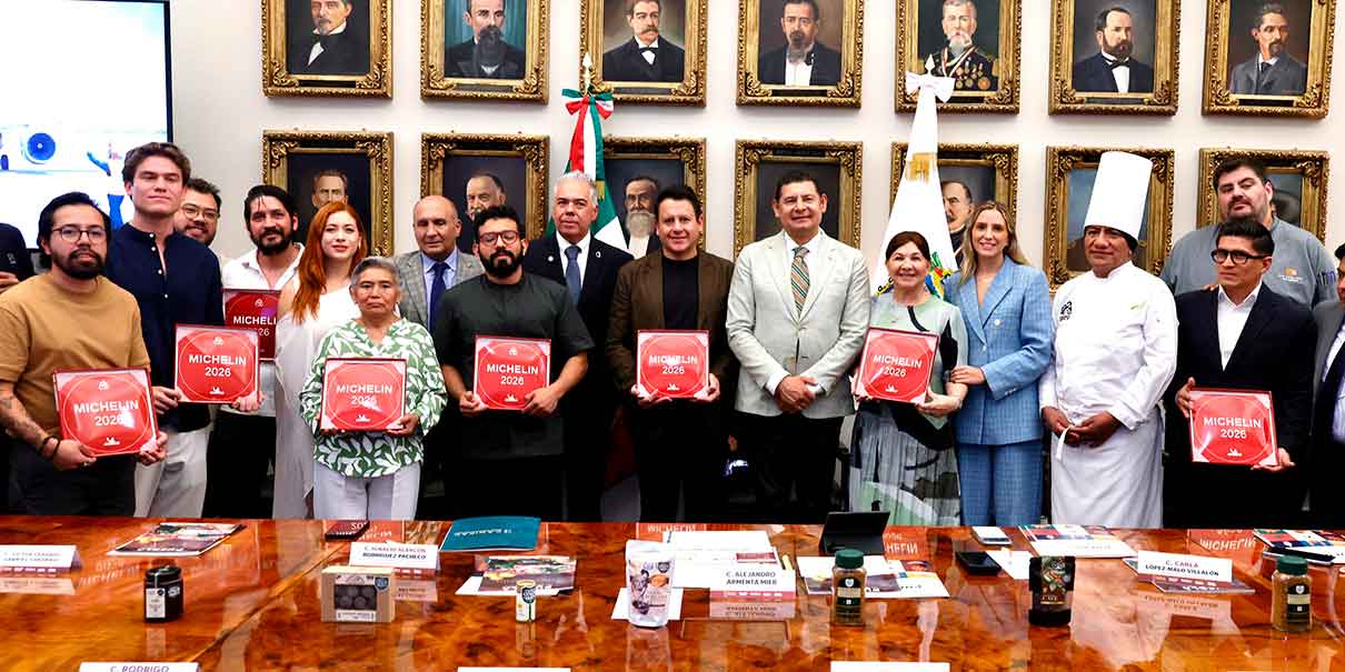 Armenta entrega reconocimientos a establecimientos