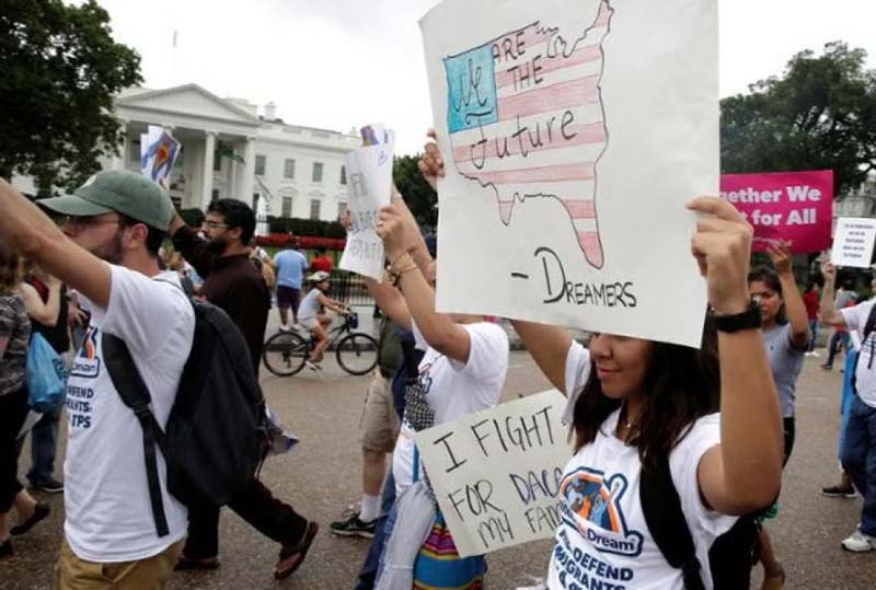 Alrededor de 200 mil dreamers mexicanos podrían ser deportados por políticas de Trump