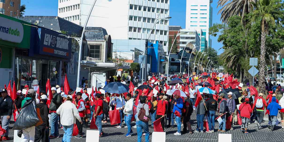 Festejos de Antorcha Campesina provoca cierres viales y falta se servicio de transporte