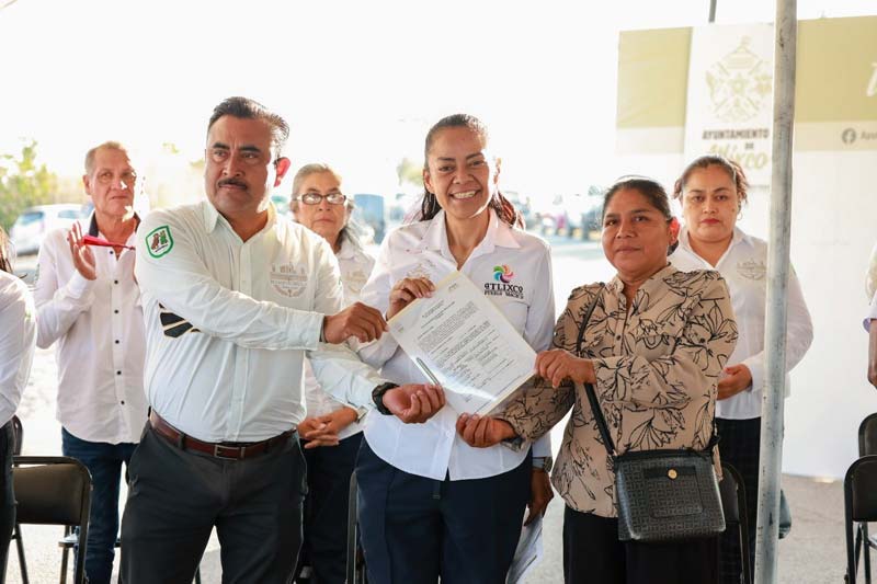 Ariadna Ayala entregó la rehabilitación del puente Tenextepec–La Soledad