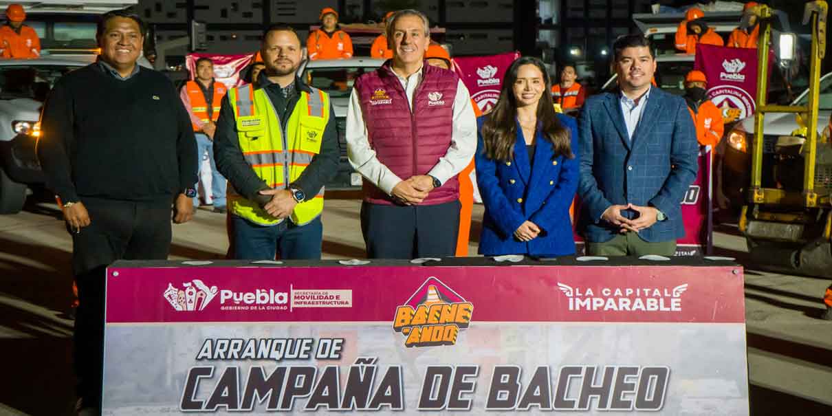 Gobierno de Puebla lanza programa nocturno de bacheo