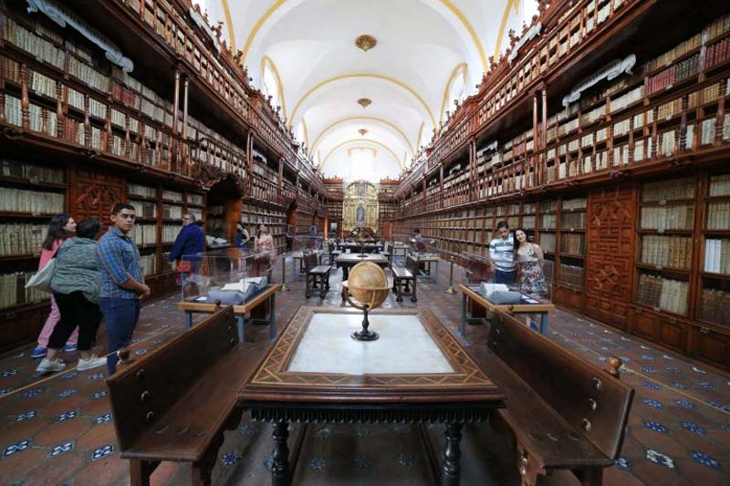 Biblioteca Palafoxiana: la joya literaria de Puebla que resguarda siglos de historia