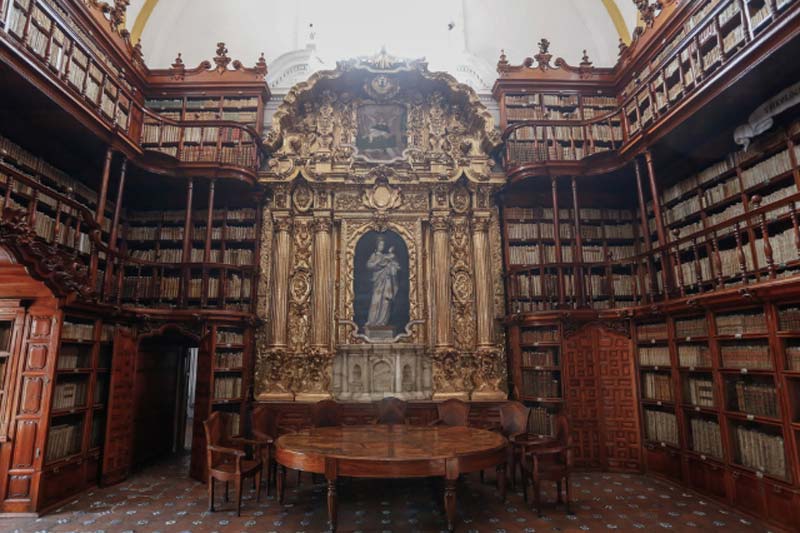 Biblioteca Palafoxiana: la joya literaria de Puebla que resguarda siglos de historia