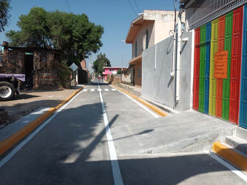 Calle 4 Norte en San Juan Tlautla se rehabilita; acceso seguro al CAIC para estudiantes