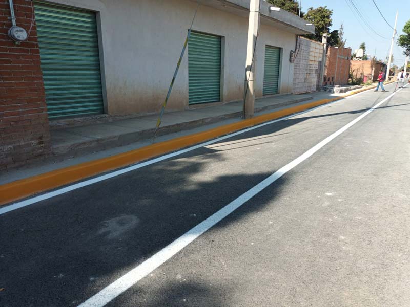 Calle 4 Norte en San Juan Tlautla se rehabilita; acceso seguro al CAIC para estudiantes