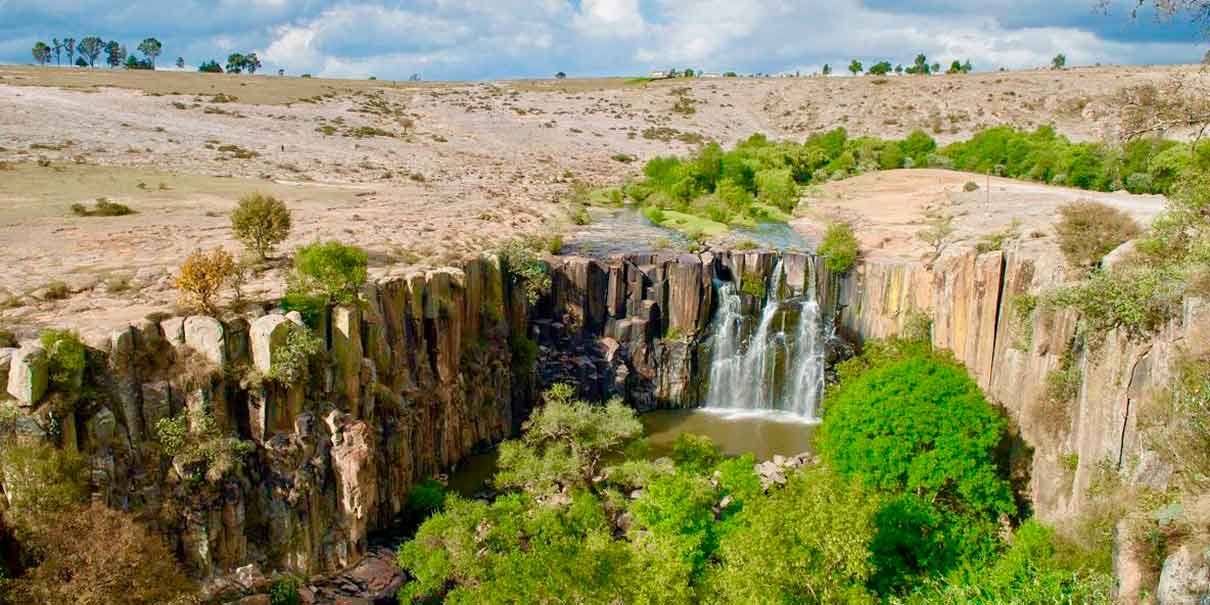 Cascada de Tixhiñú