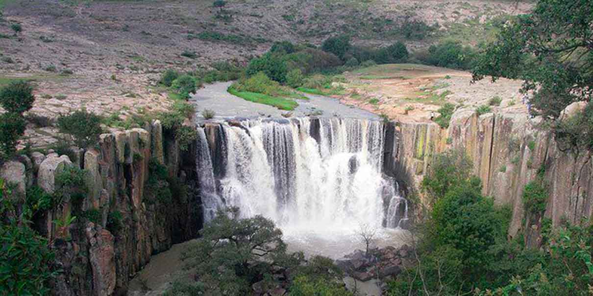 Cascada de Tixhiñú