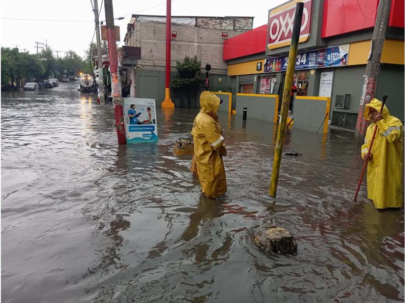 CDMX bajo la lluvia: segundo día de tormentas deja inundaciones, caos vial y afectaciones en viviendas