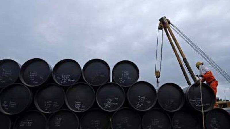 Conflicto en Medio Oriente dispara el petróleo, pero México no verá gasolinazo