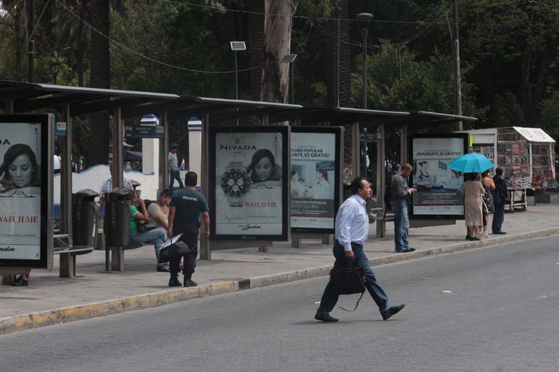 Congreso de Puebla avala concesión de parabuses y descarta beneficio electoral