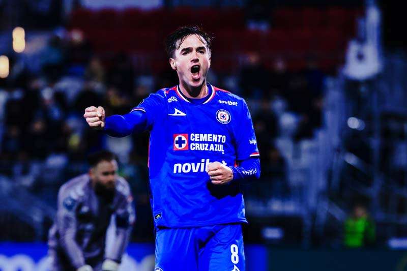 Cruz Azul golea en Canadá y Monterrey rescata empate agónico en la Concachampions