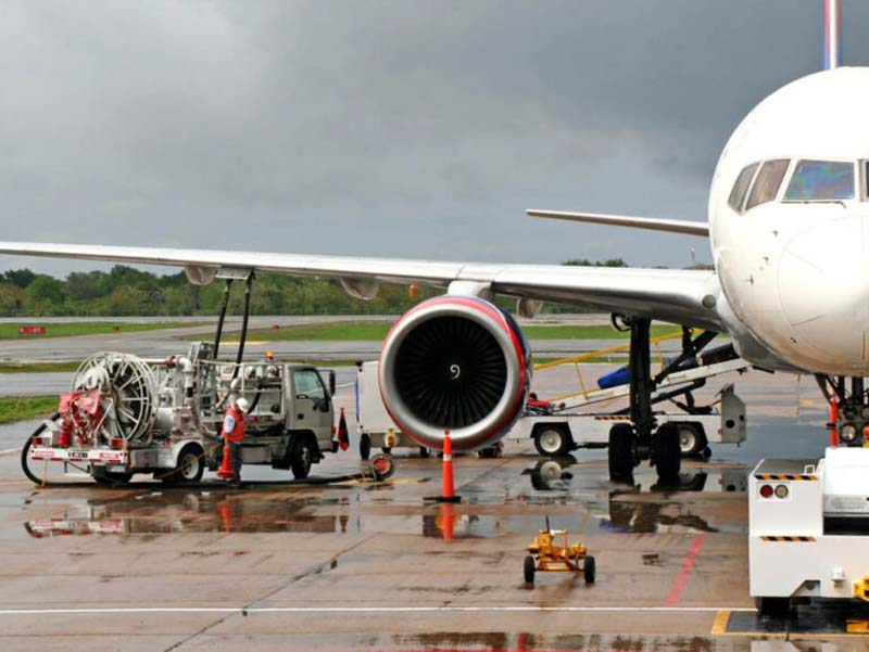 Cuba se queda sin combustible y colapsa la aviación