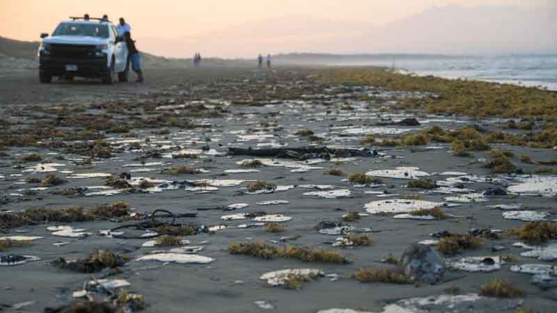 Derrame de petróleo en México se agrava: crisis ambiental avanza en el Golfo