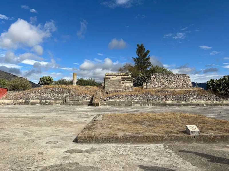 Descubre la Zona Arqueológica de Mitla, joya histórica cerca de Oaxaca