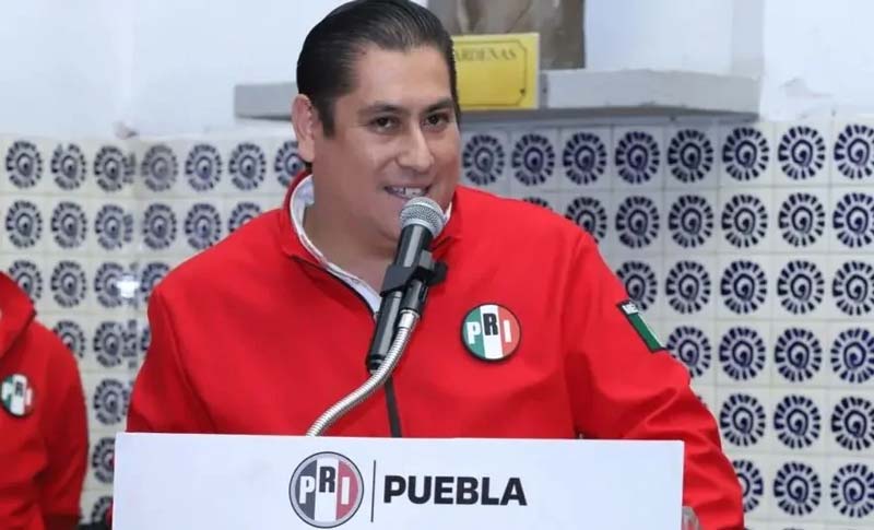 El PRI municipal de Puebla pidió a Nay Salvatori y Grace Palomares analizar su permanencia en el Congreso del Estado