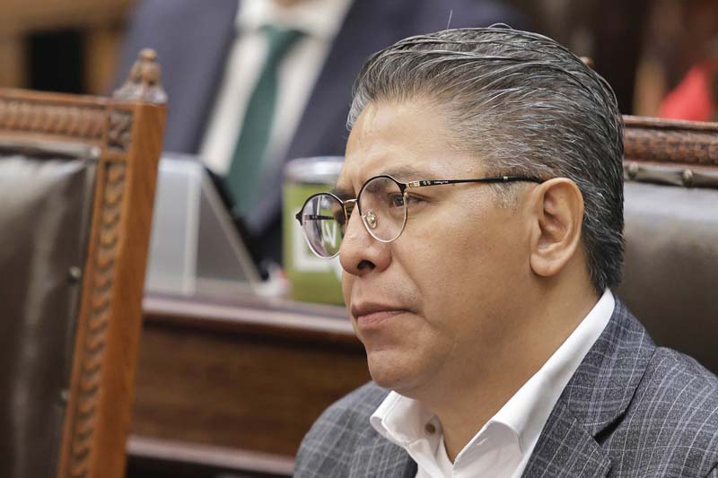 El PAN mantiene críticas contra concesión de paraderos capitalinos