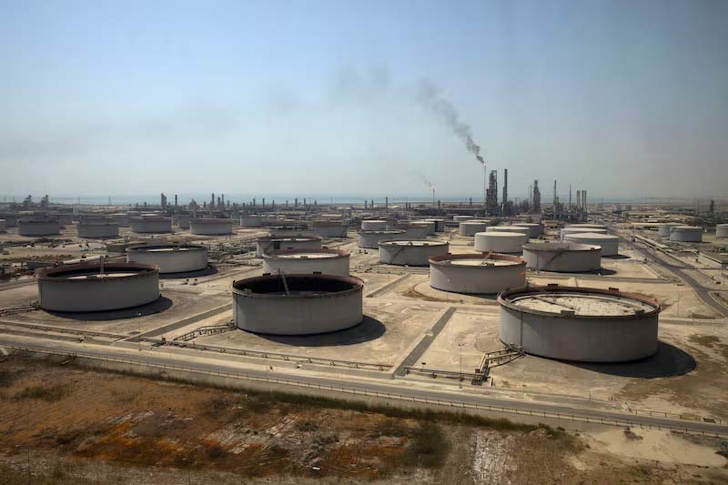 Emiratos Árabes Unidos rompe con la OPEP en plena crisis de Ormuz: impacto global en el petróleo y la geopolítica
