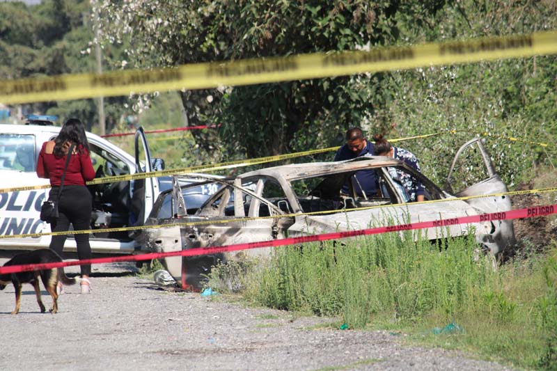 Encuentran cuerpo calcinado en vehículo abandonado en Amozoc; FGE ya investiga