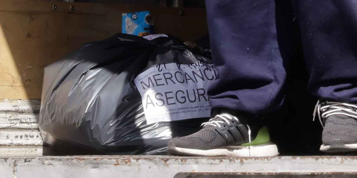 Decomiso de mercancía pirata 