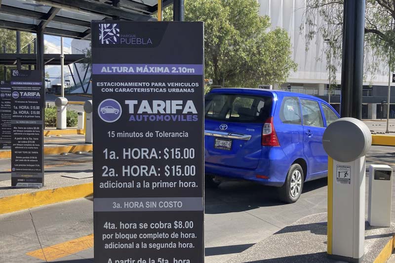 Iniciativa del PVEM busca proteger a usuarios de estacionamientos en Puebla
