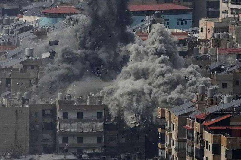Irán advierte a Trump guerra prolongada; Israel responde con bombardeos en Teherán