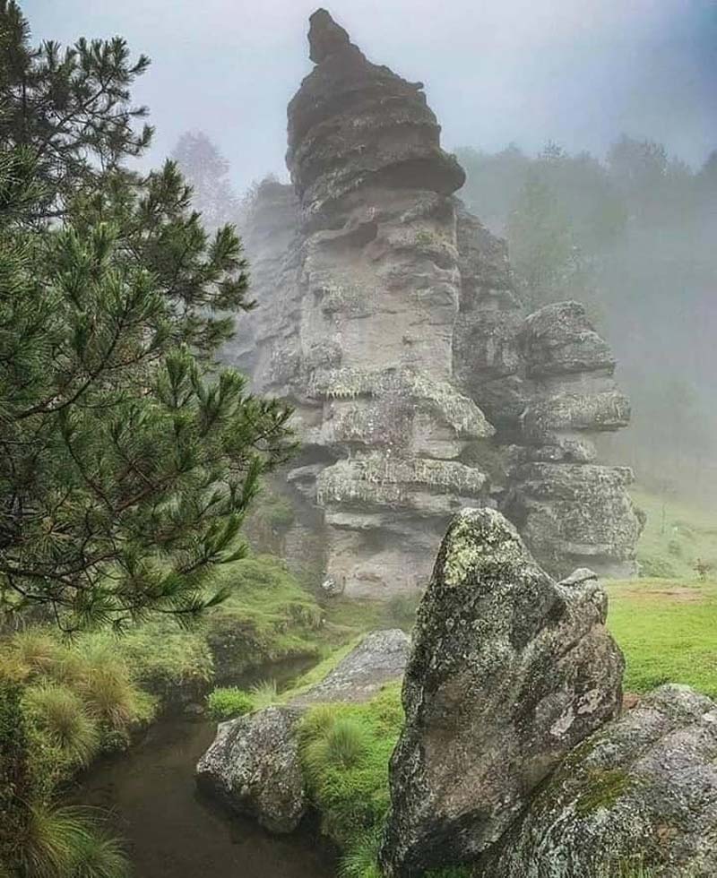 La historia detrás de las piedras encimadas en el corazón de Zacatlán