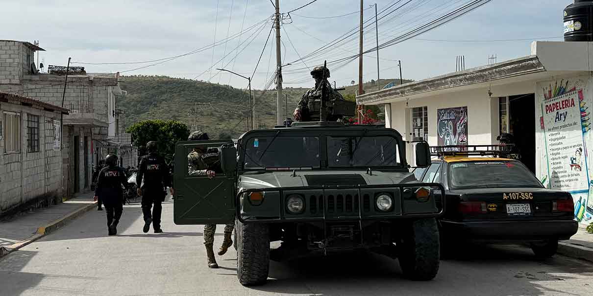 Policías evitan linchamiento
