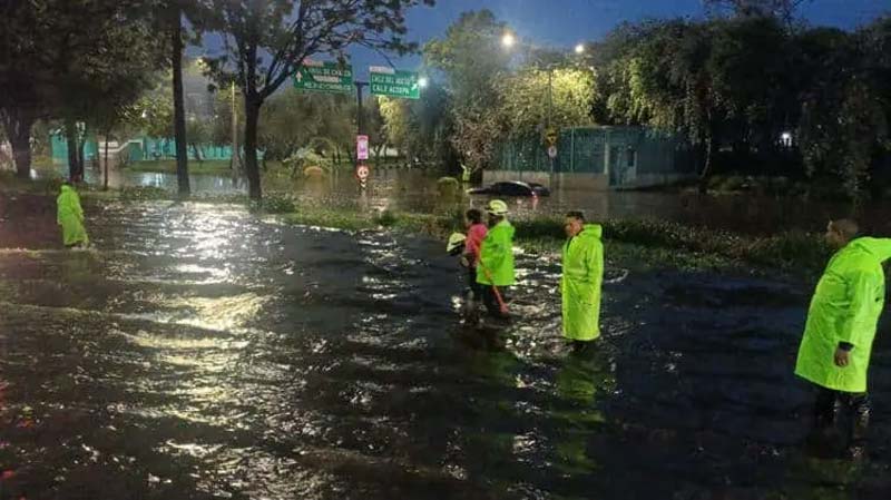 Lluvia colapsa sur de la CDMX; inunda Hospital Psiquiátrico de San Fernando