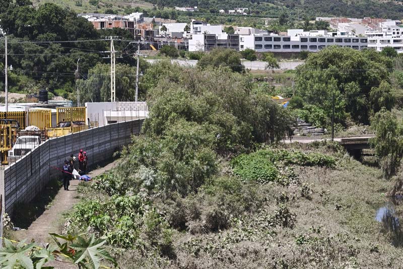 Localizan el cuerpo del policía arrastrado por la corriente en Ocoyucan