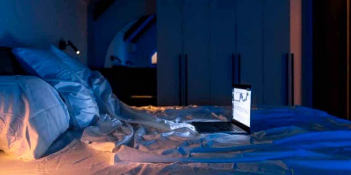 Reducir la luz durante la noche ayuda al descanso