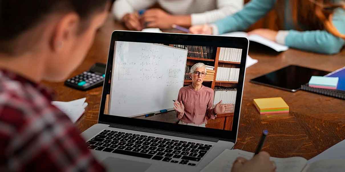 Capacitación a docentes 