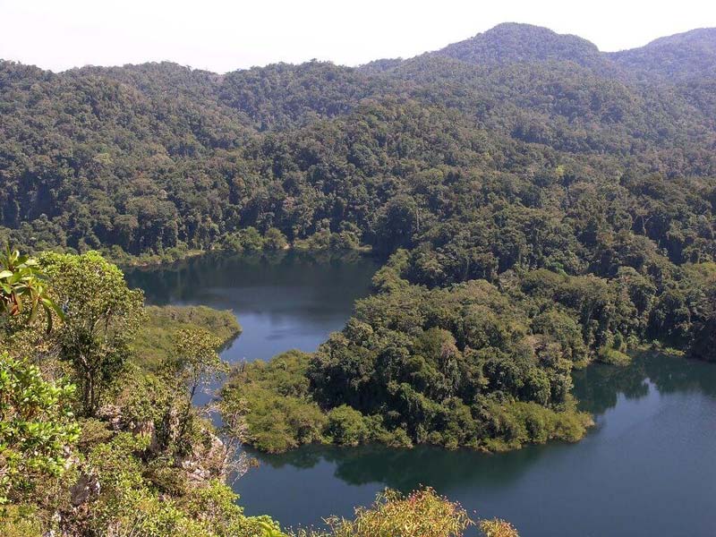 Metzabok, Chiapas: el paraíso de lagos ocultos entre montañas y selva que pocos viajeros conocen