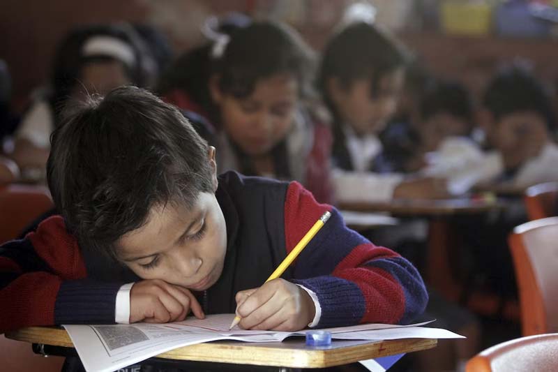Alumnos muestran interés y disposición para aprender, pese a las dificultades.